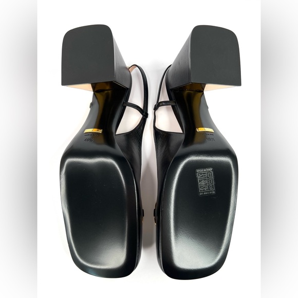 Gucci Black Leather Heels with Gold Detailing - Picture 8 of 11